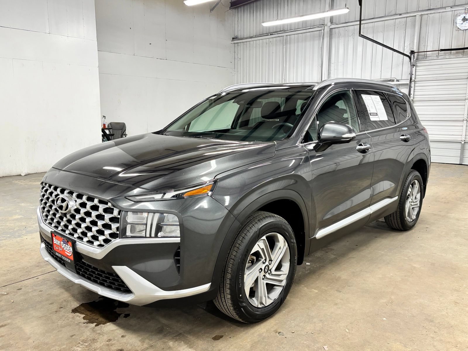 Certified 2023 Hyundai Santa Fe SEL w/ Premium Package AWD/4WD image 3