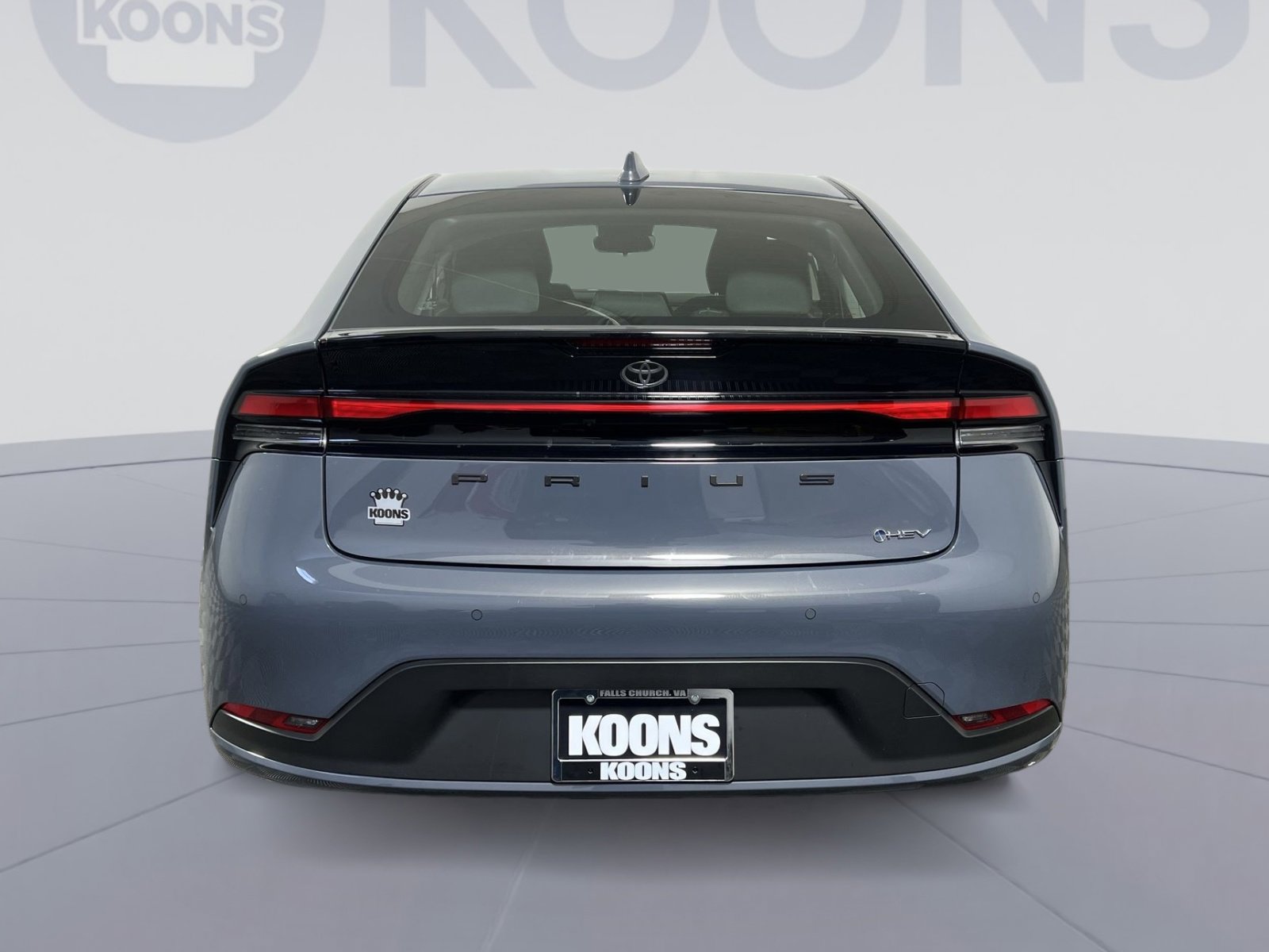 Used 2025 Toyota Prius LE image 5