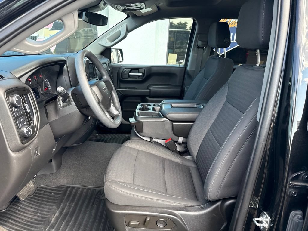 Used 2022 Chevrolet Silverado 1500 Custom Trail Boss w/ LPO, Dark Essentials Package AWD/4WD image 18