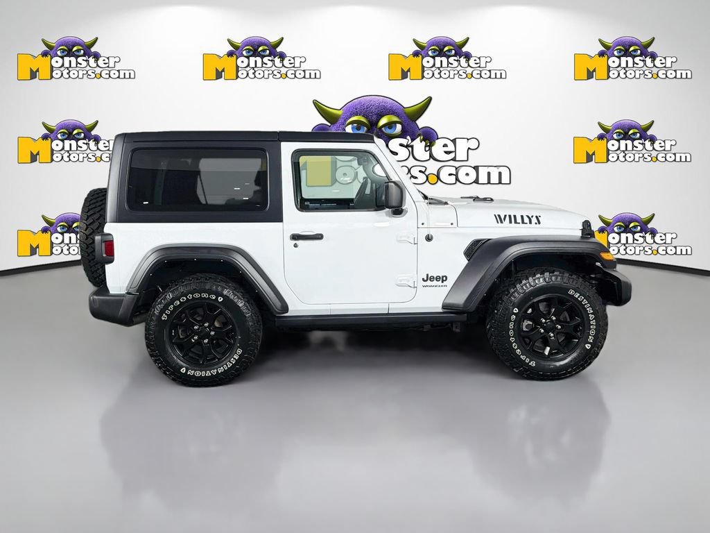 Used 2022 Jeep Wrangler Sport AWD/4WD image 4