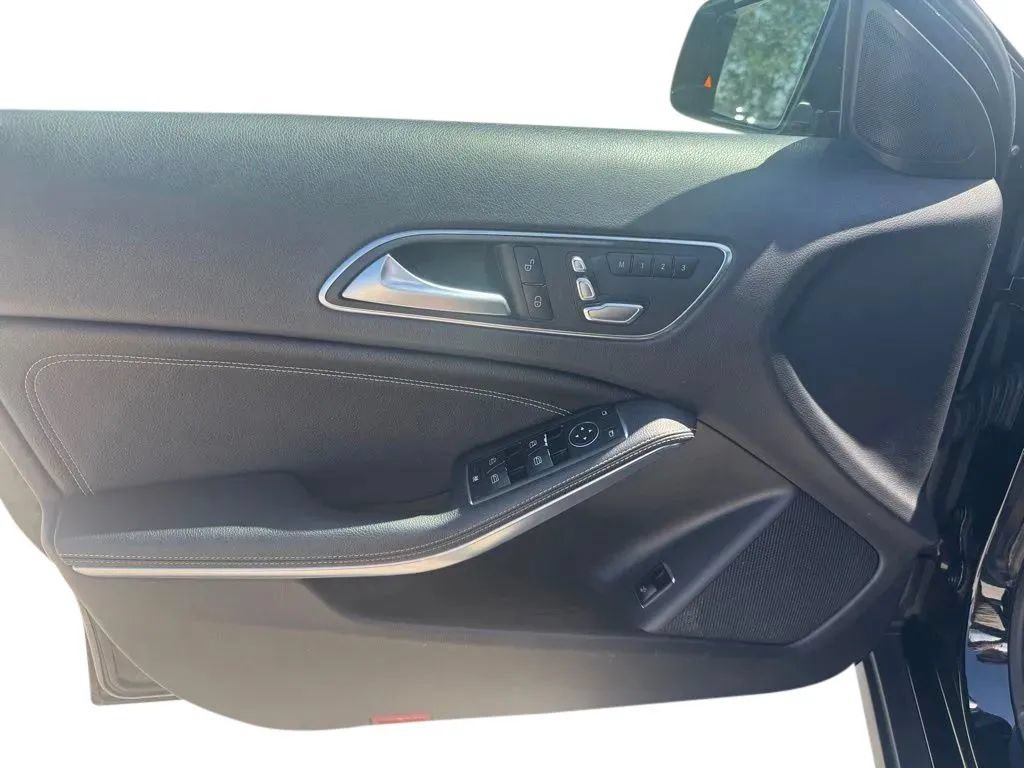 Used 2018 Mercedes-Benz GLA 250 4MATIC image 12