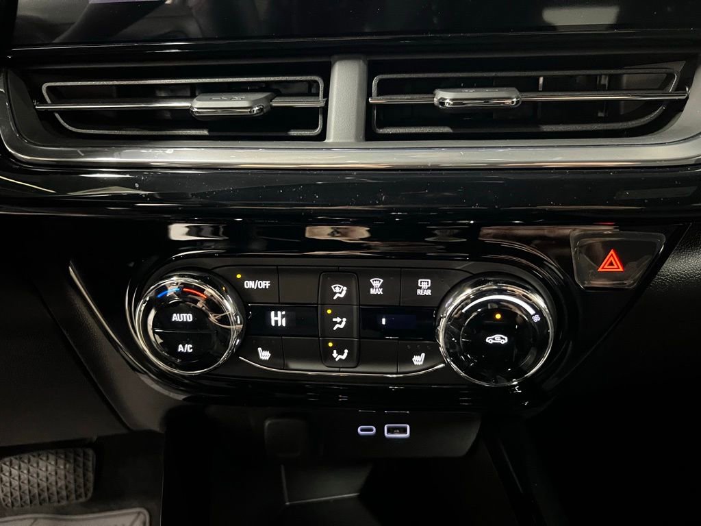 New 2026 Chevrolet Trax RS w/ Driver Confidence Package image 20