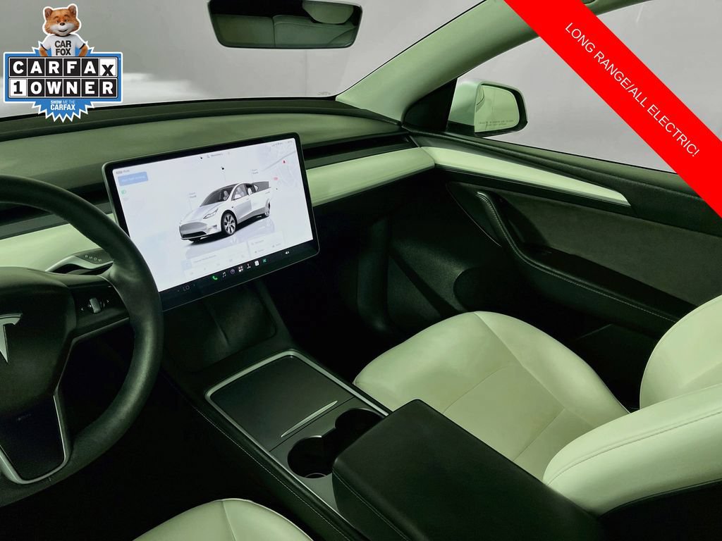 Used 2024 Tesla Model Y Long Range AWD/4WD image 25