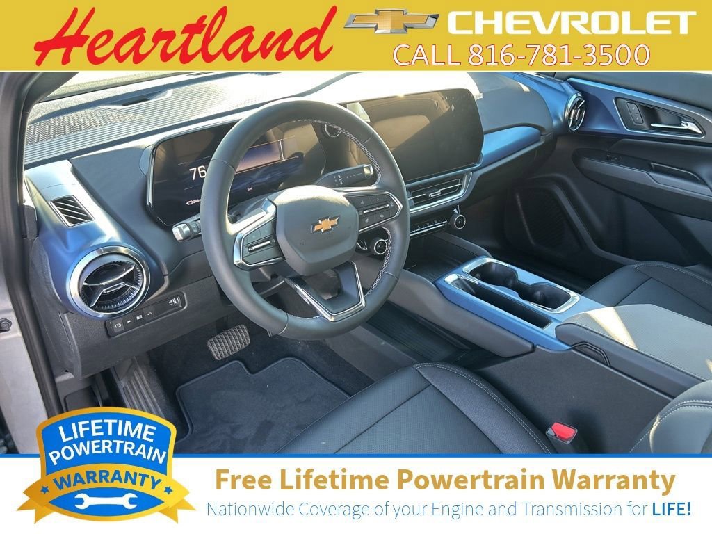 New 2026 Chevrolet Equinox EV LT w/ LPO, Blackout Package FWD image 20