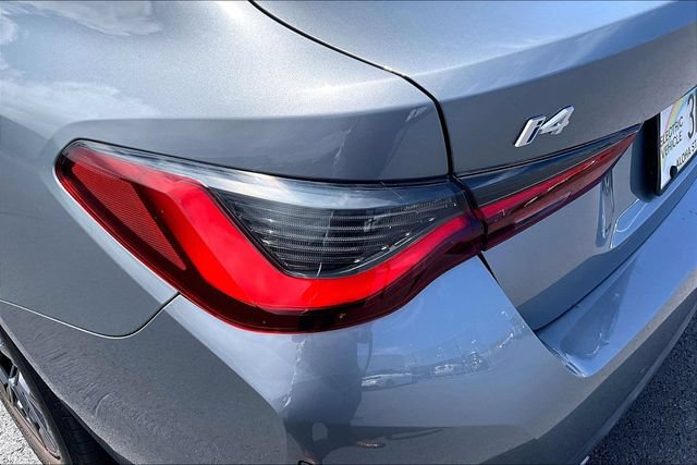 Used 2023 BMW i4 eDrive40 RWD image 32