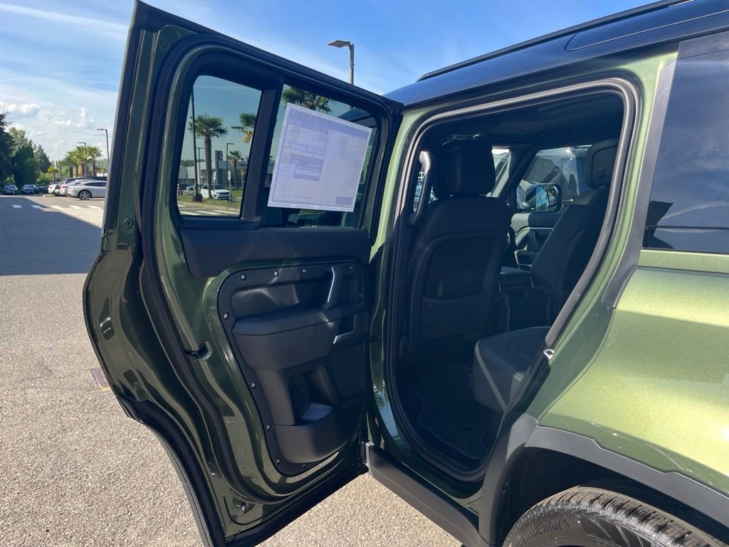 New 2026 Land Rover Defender 110 S AWD/4WD image 15