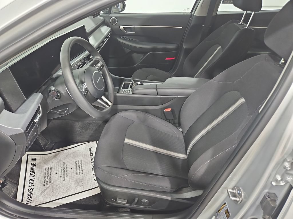 Certified 2025 Hyundai Sonata SEL AWD/4WD image 11