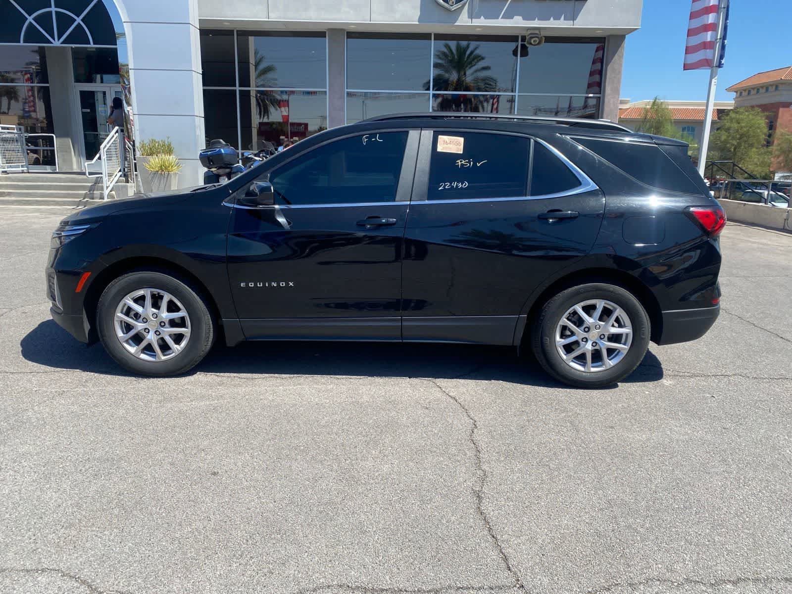 Used 2022 Chevrolet Equinox LT FWD image 9