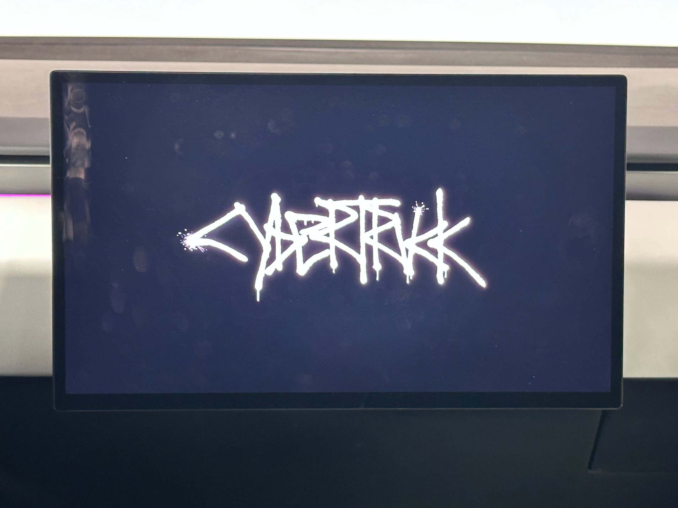 Used 2024 Tesla Cybertruck AWD Crew Cab image 22