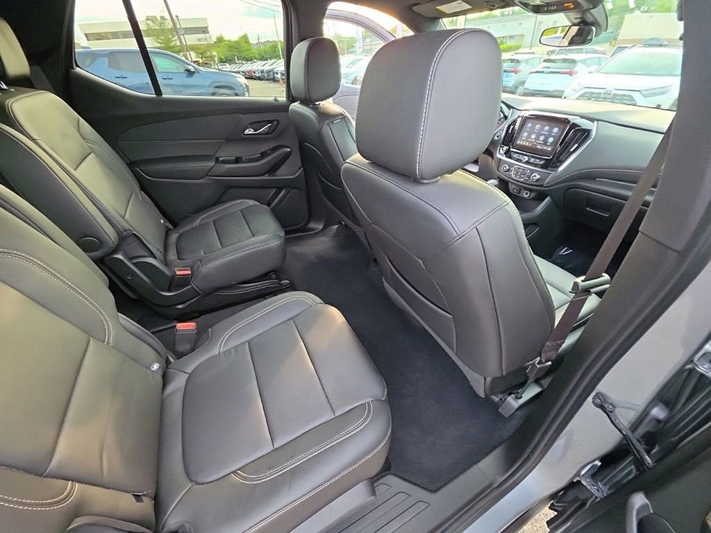 Used 2023 Chevrolet Traverse LT AWD/4WD image 27