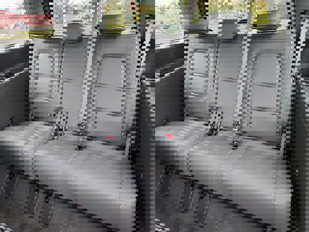 Used 2019 Lincoln Navigator Reserve w/ Cargo Package image 7