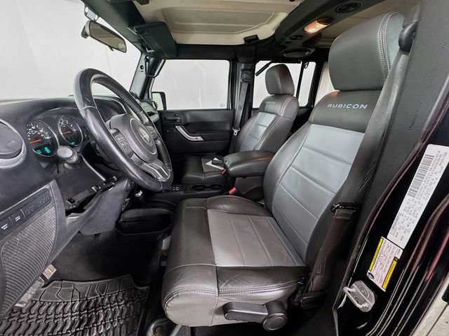 Used 2012 Jeep Wrangler Unlimited Rubicon w/ Connectivity Group image 18