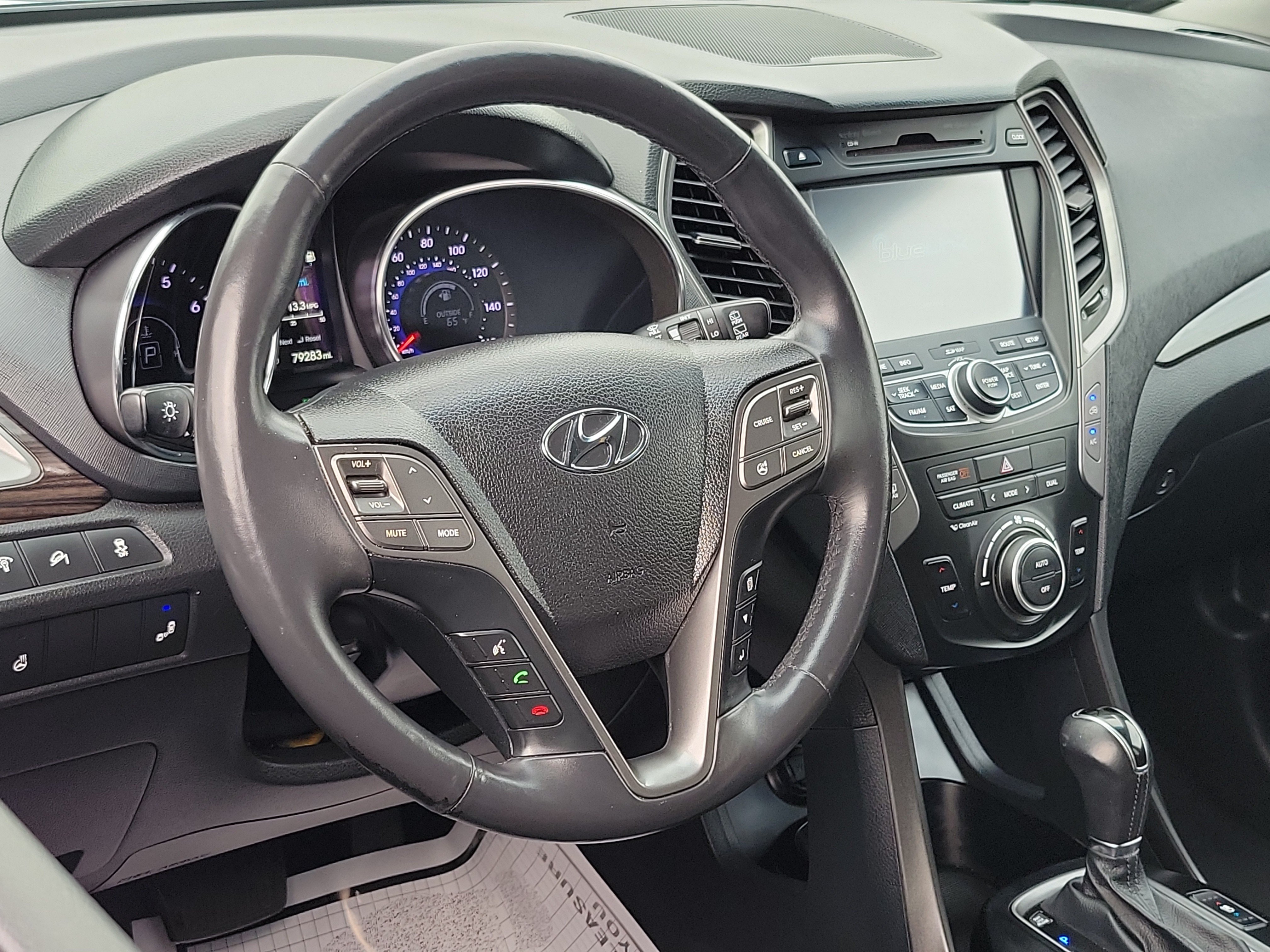 Used 2015 Hyundai Santa Fe Sport 2.0T w/ Option Group 05 FWD image 9