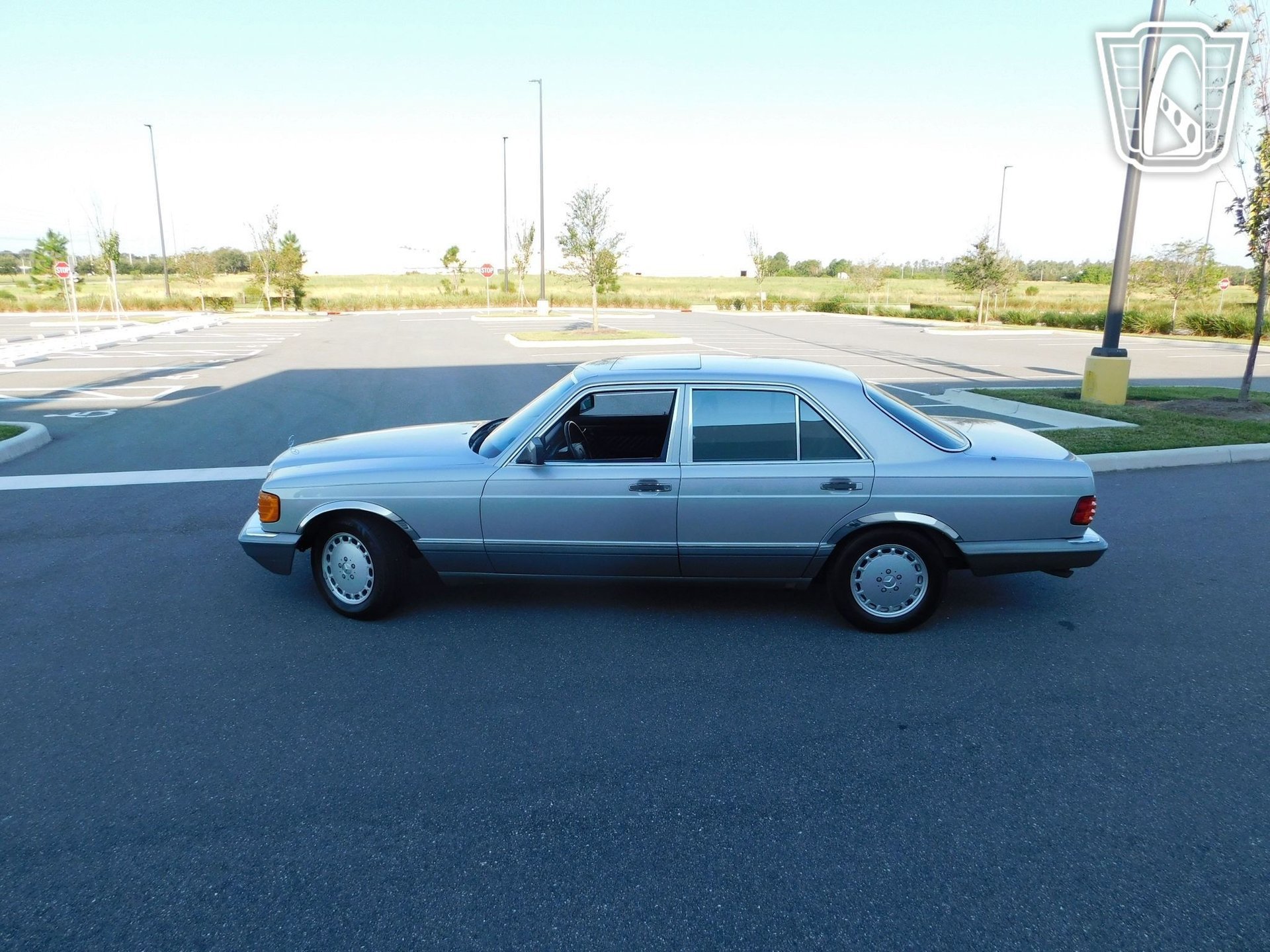 Used 1990 Mercedes-Benz 300 SE image 22
