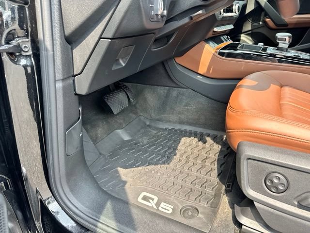 Certified 2023 Audi Q5 2.0T Premium Plus w/ Premium Plus Package AWD/4WD image 28