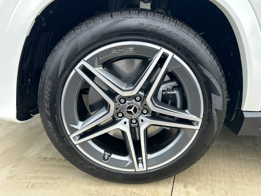 New 2027 Mercedes-Benz GLS 450 4MATIC image 35