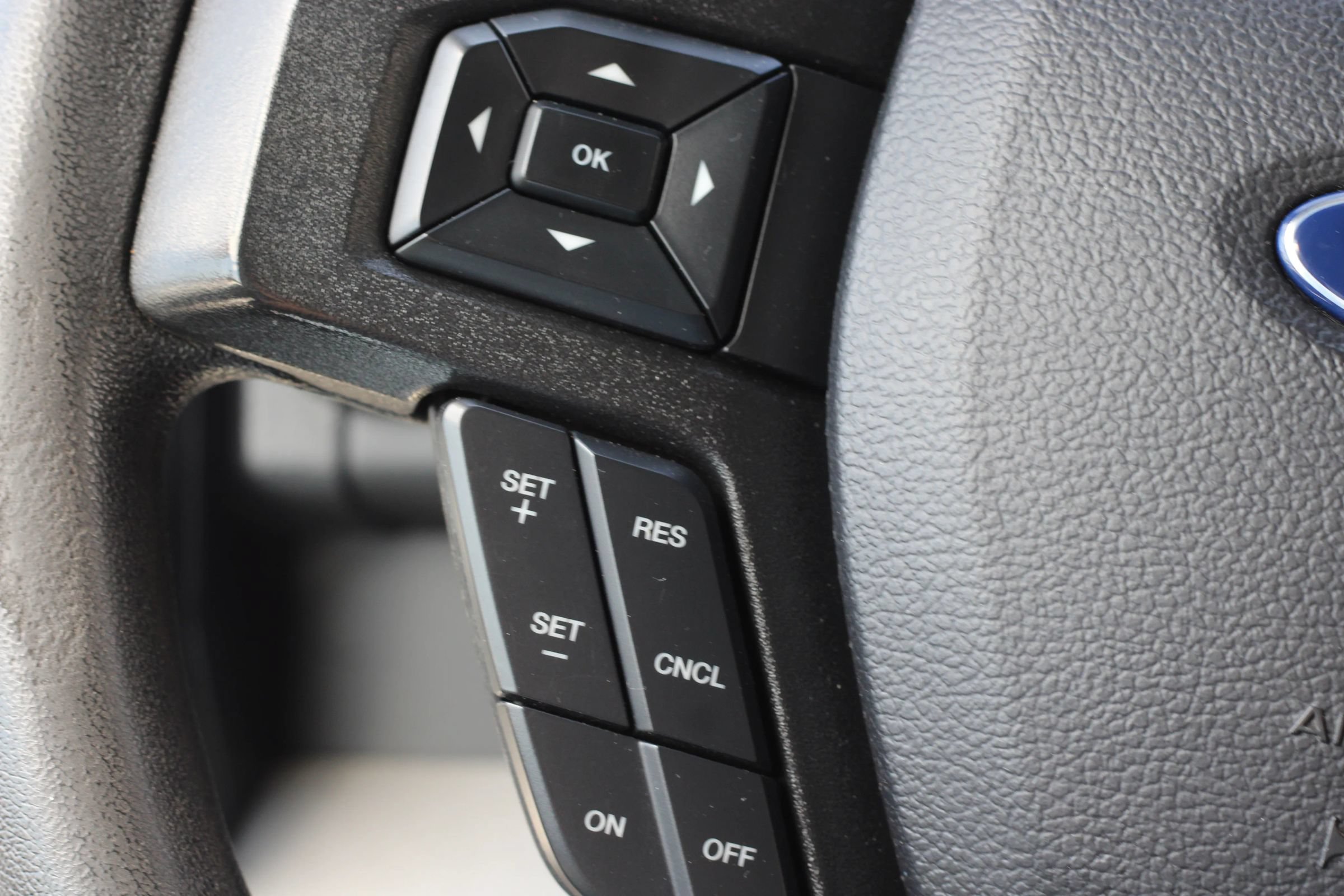 Used 2020 Ford F250 XL w/ STX Appearance Package AWD/4WD image 16
