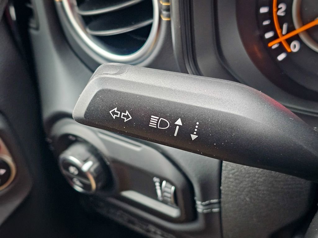 New 2026 Jeep Gladiator Sport image 18