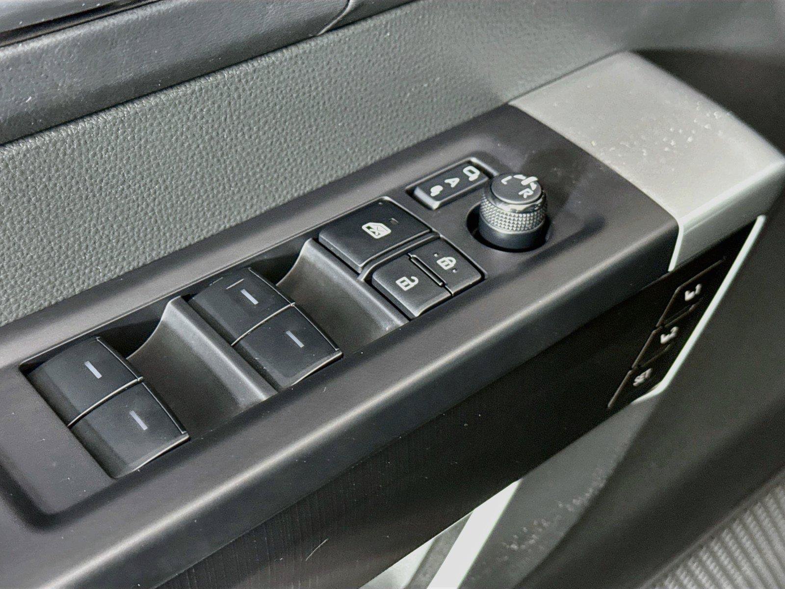 Certified 2025 Toyota Sequoia Platinum AWD/4WD image 28
