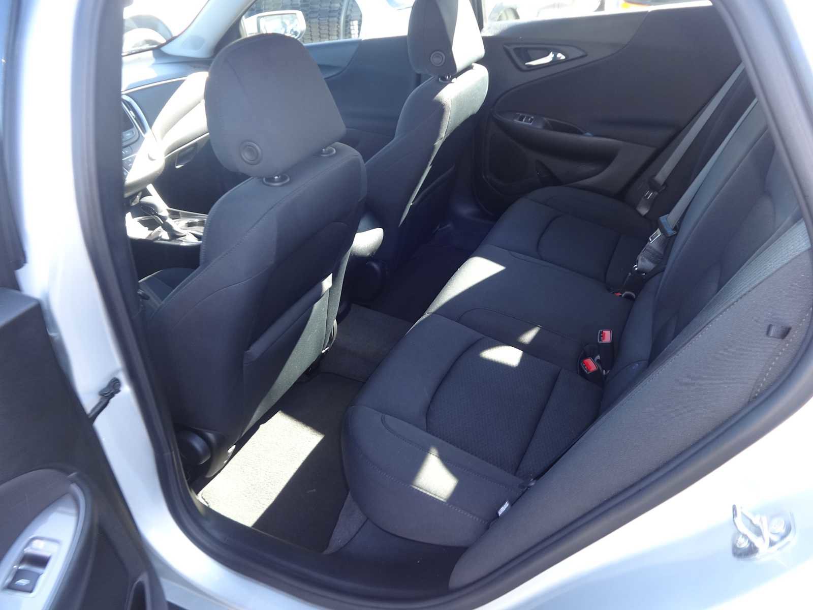 Used 2021 Chevrolet Malibu LS image 8