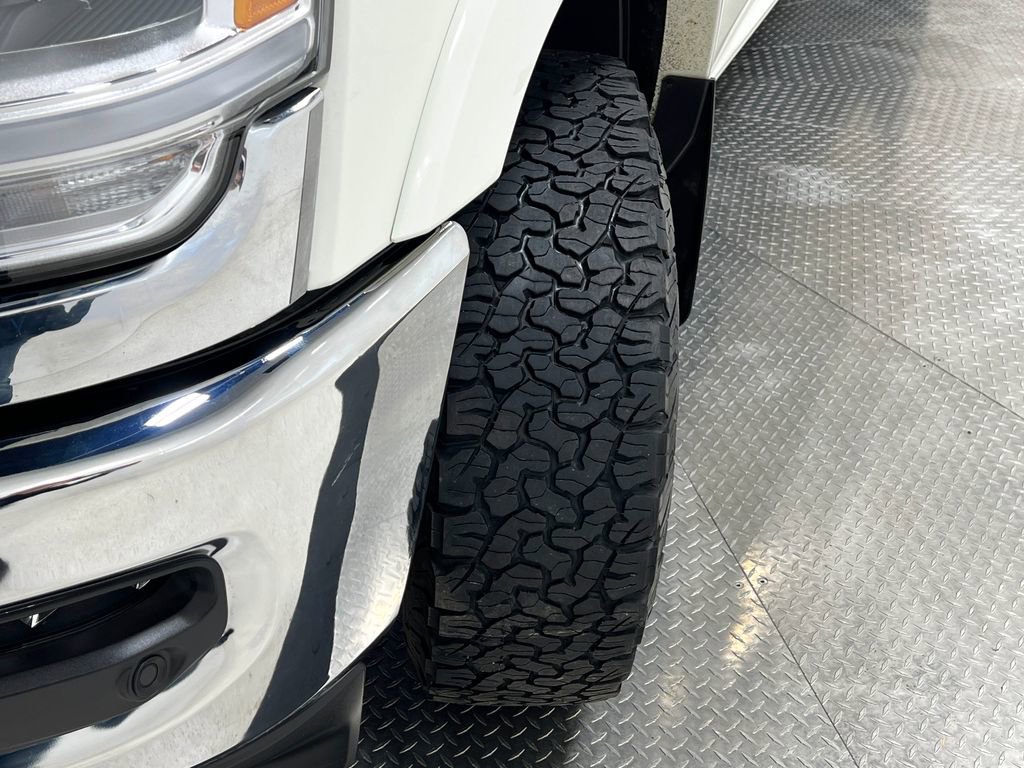 Used 2019 RAM 3500 Laramie image 38