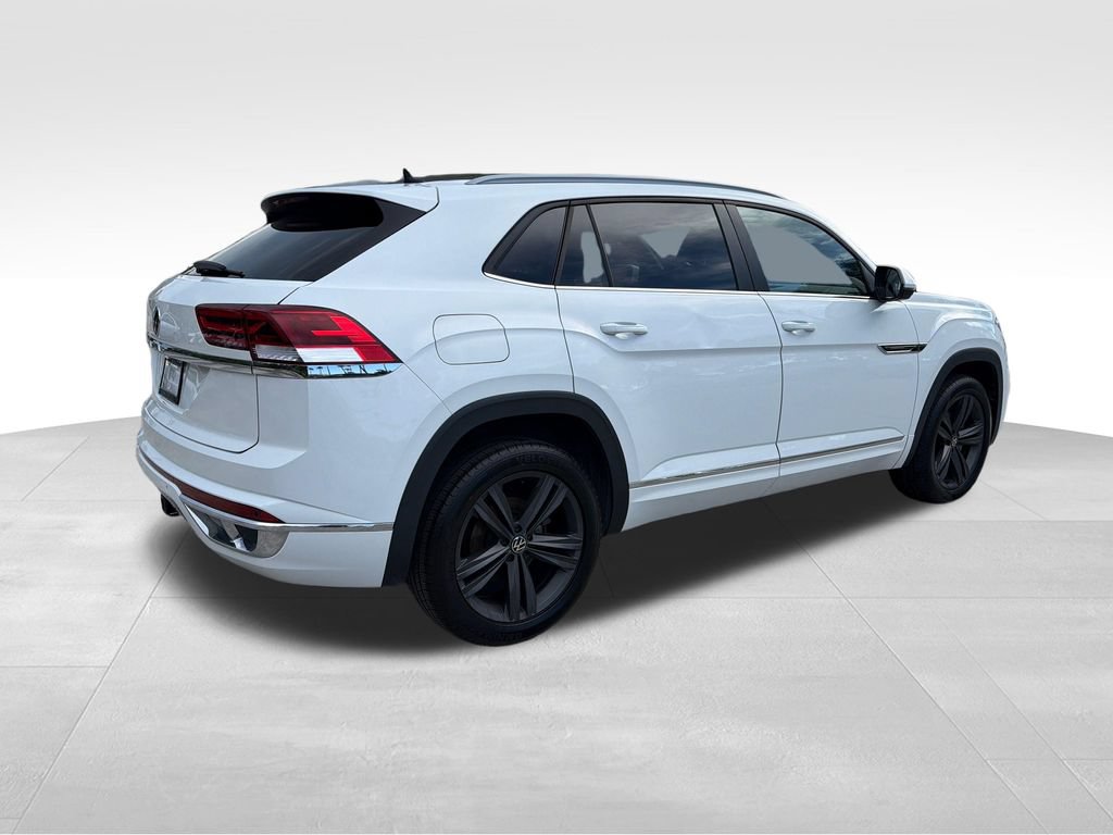 Used 2021 Volkswagen Atlas Cross Sport SE w/ V6 Towing Package FWD image 11