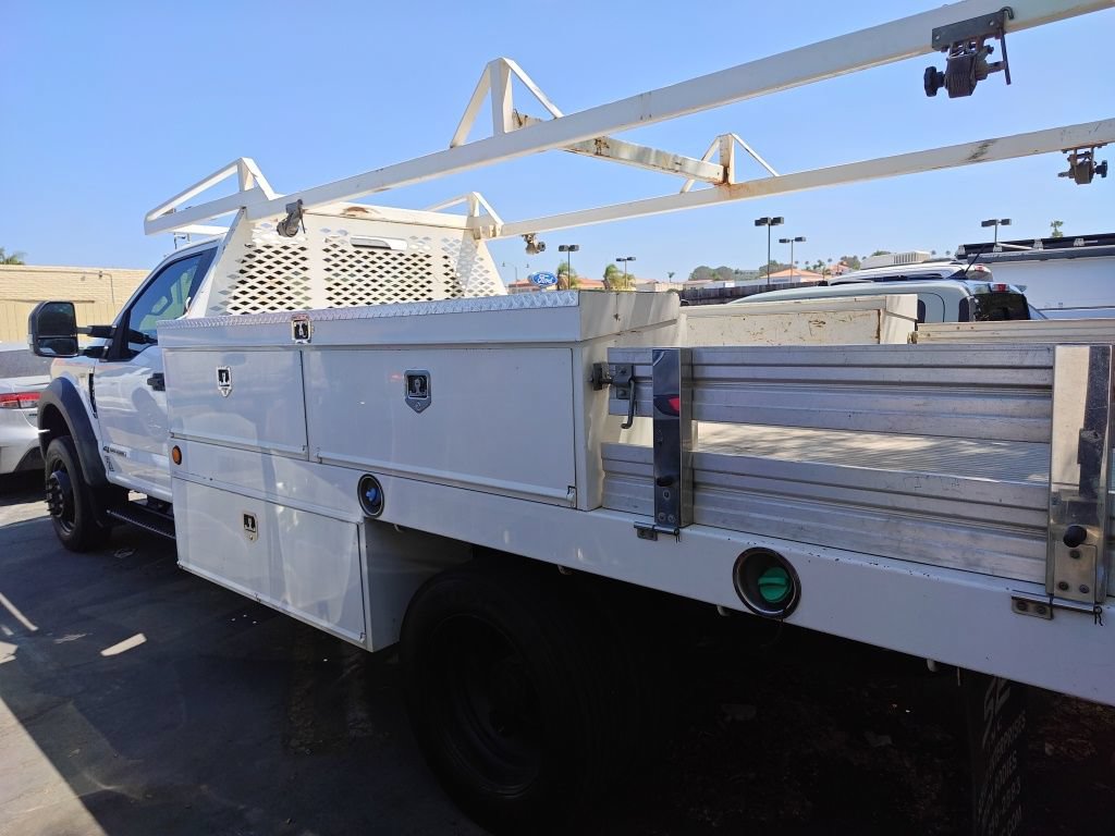 Used 2017 Ford F550 2WD Regular Cab Super Duty image 6