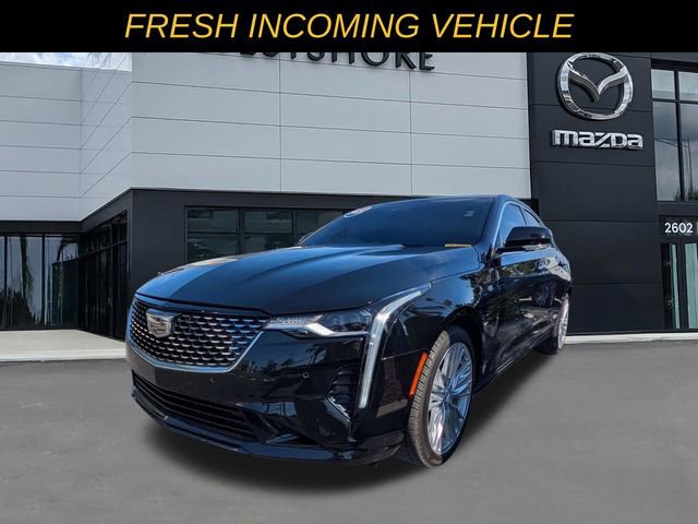 Used 2025 Cadillac CT4 Premium Luxury RWD image 5