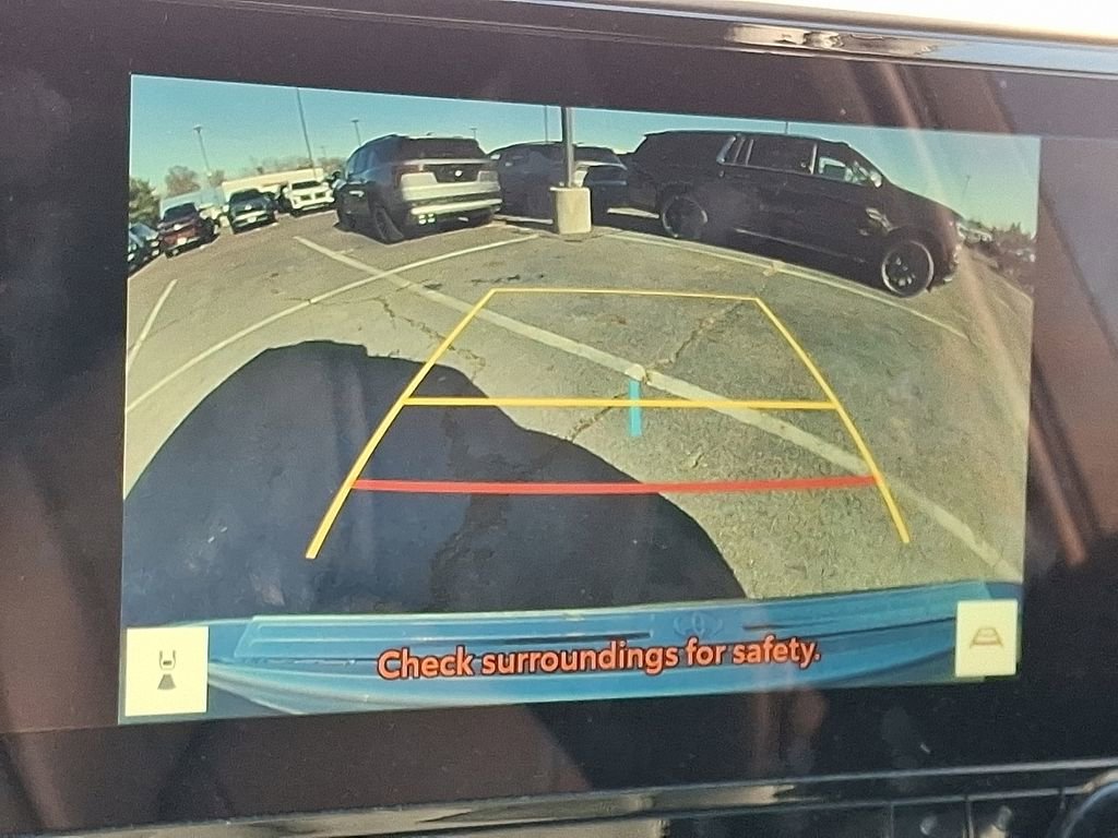 Used 2023 Toyota Highlander Limited image 25