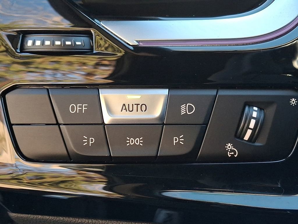 Certified 2024 BMW Z4 sDrive30i w/ Driving Assistance Package image 23