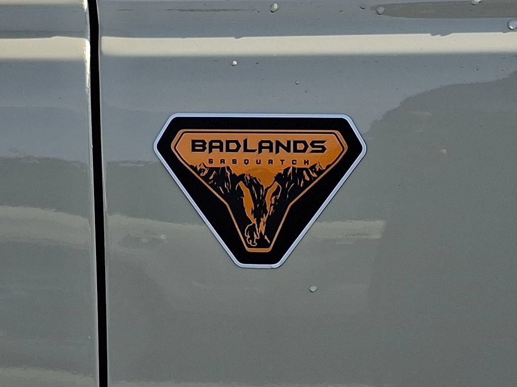 New 2026 Ford Bronco Badlands AWD/4WD image 13