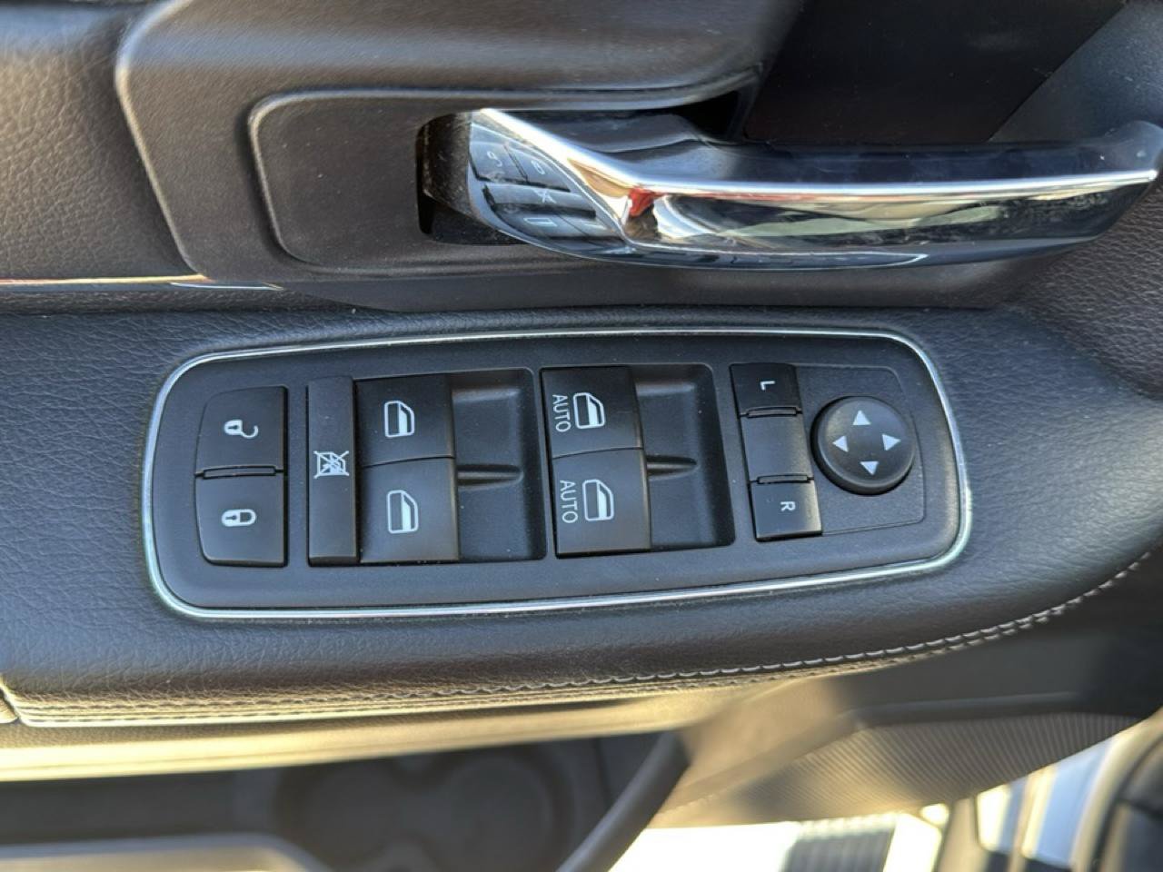 Used 2014 RAM 1500 Sport AWD/4WD image 12
