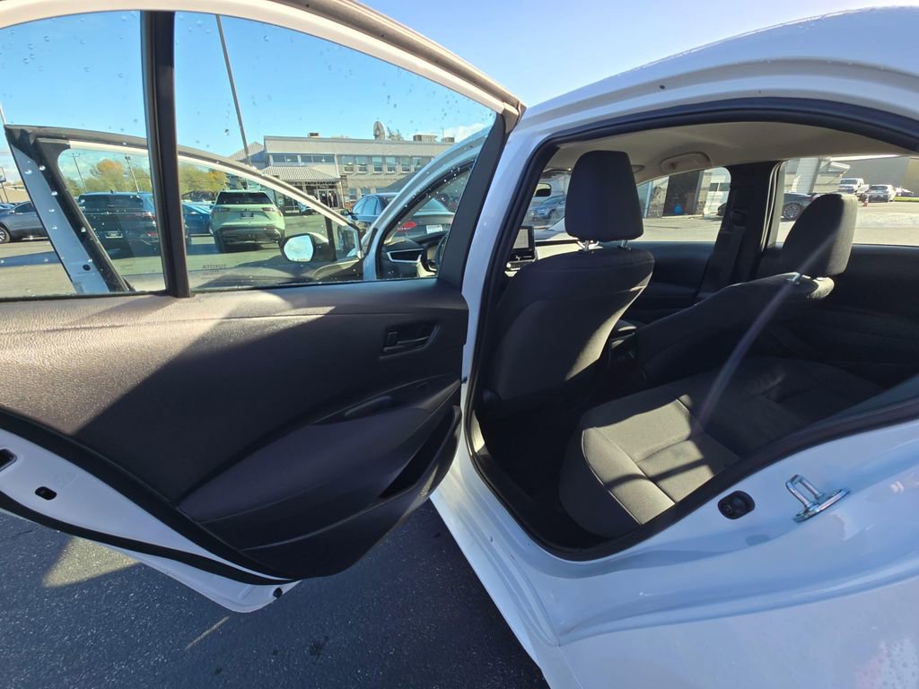 Used 2024 Toyota Corolla LE FWD image 11