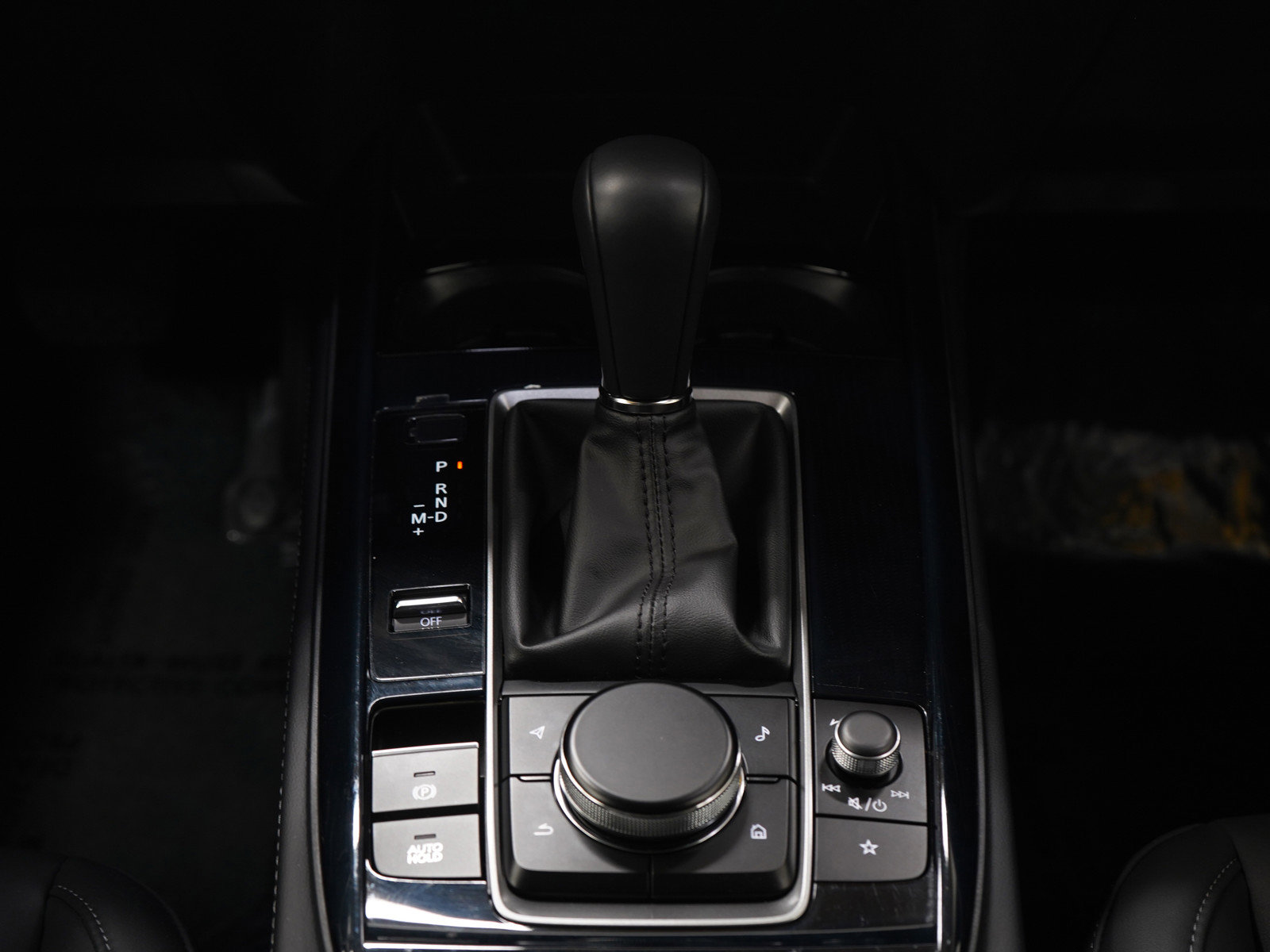 Certified 2025 MAZDA CX-30 AWD 2.5 S w/ Select Sport Pkg image 18