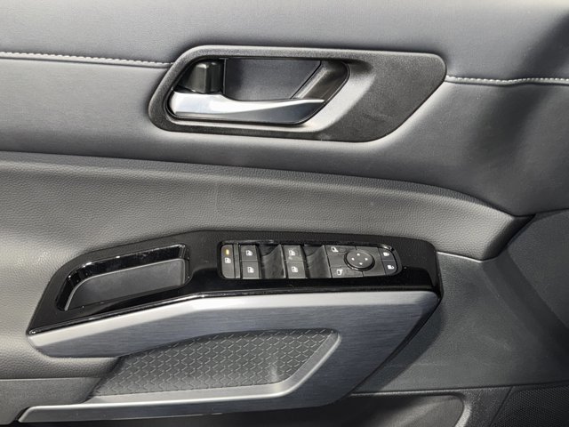 New 2026 Nissan Pathfinder SL image 18