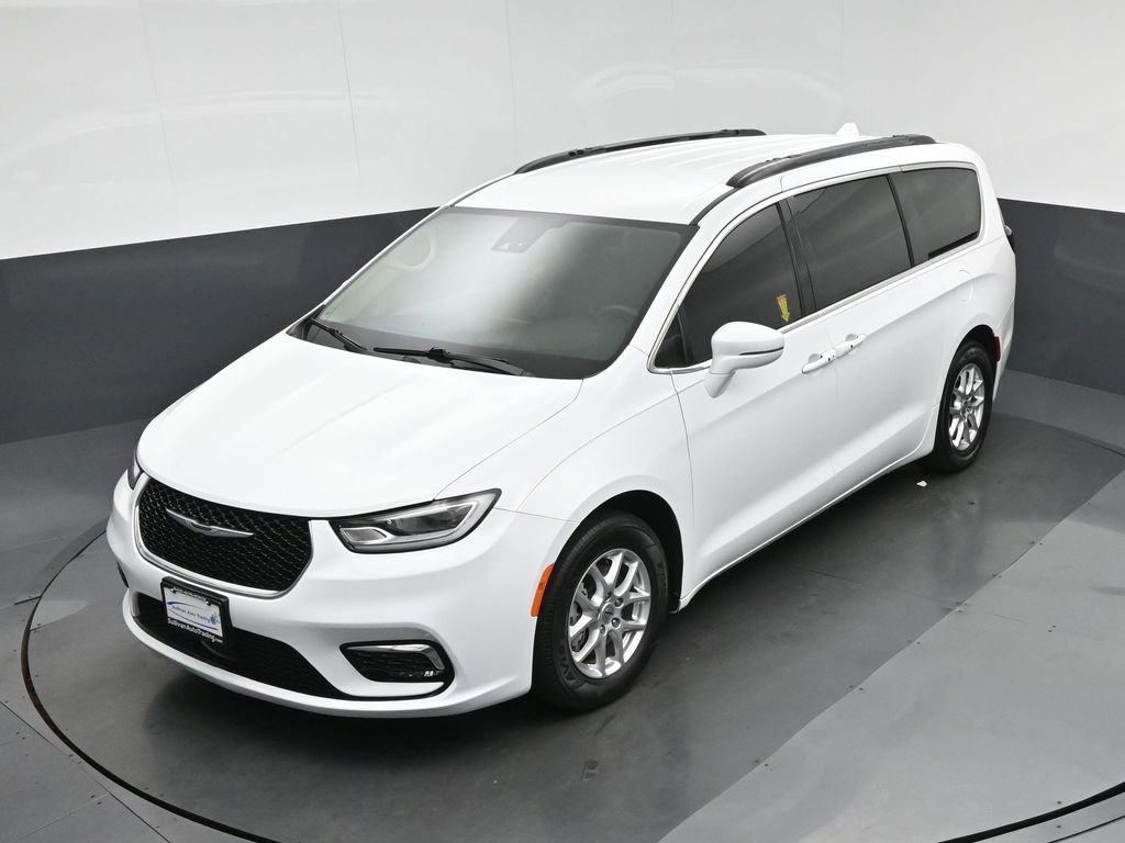 Used 2022 Chrysler Pacifica Touring-L image 79