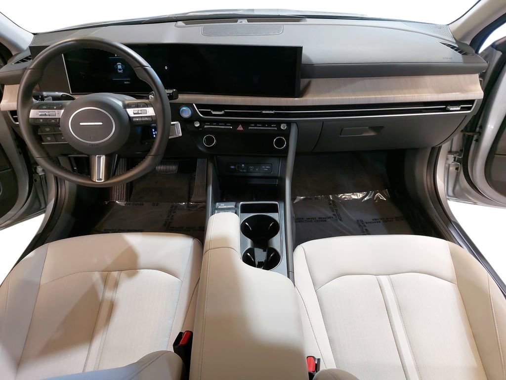 Certified 2025 Hyundai Sonata SEL FWD image 9