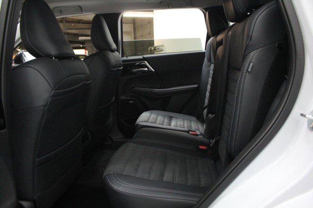 New 2026 Mitsubishi Outlander Trail Edition image 24