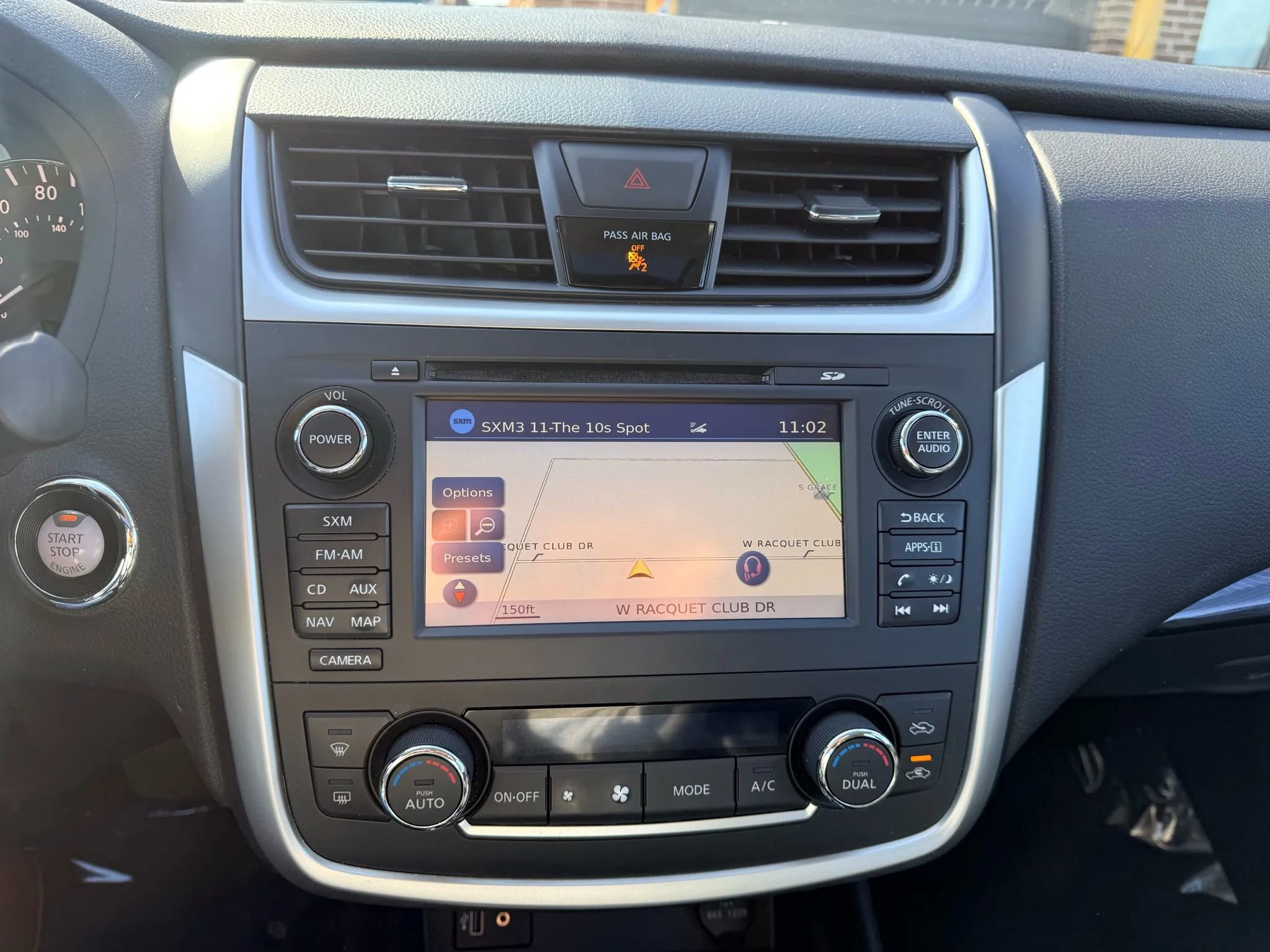 Used 2017 Nissan Altima 2.5 SL w/ 2.5 Technology Package image 11