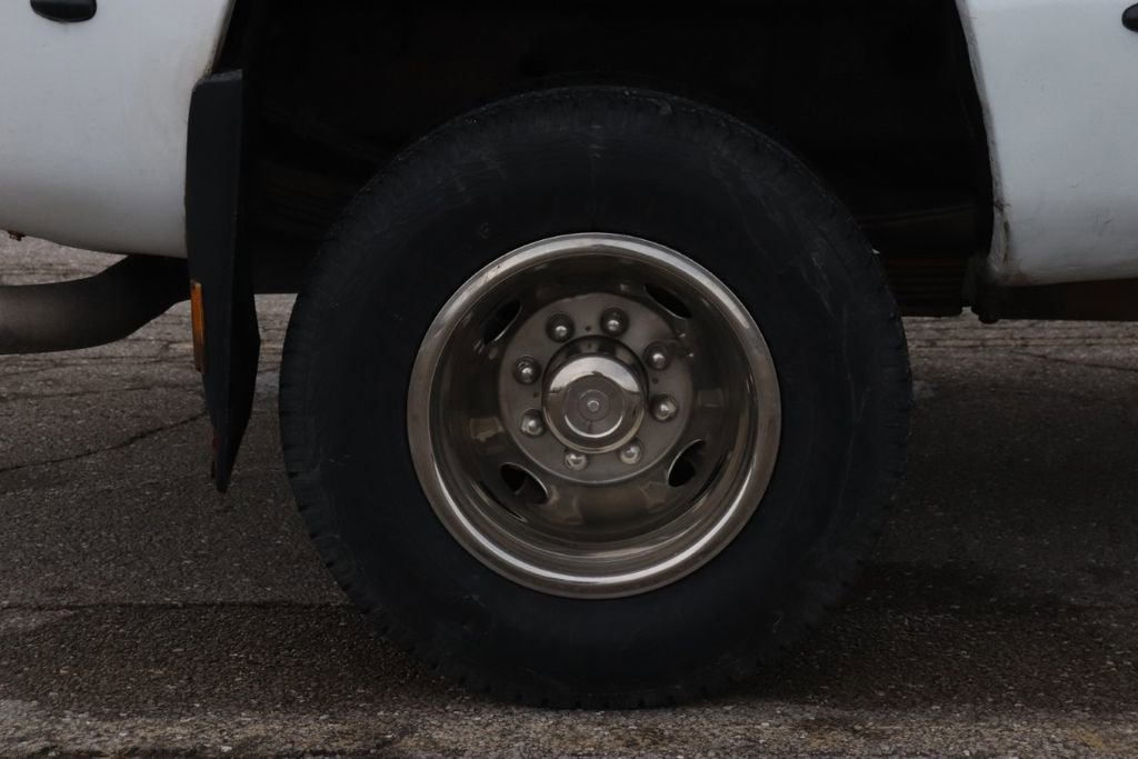 Used 2003 GMC Sierra 3500 SLE image 39