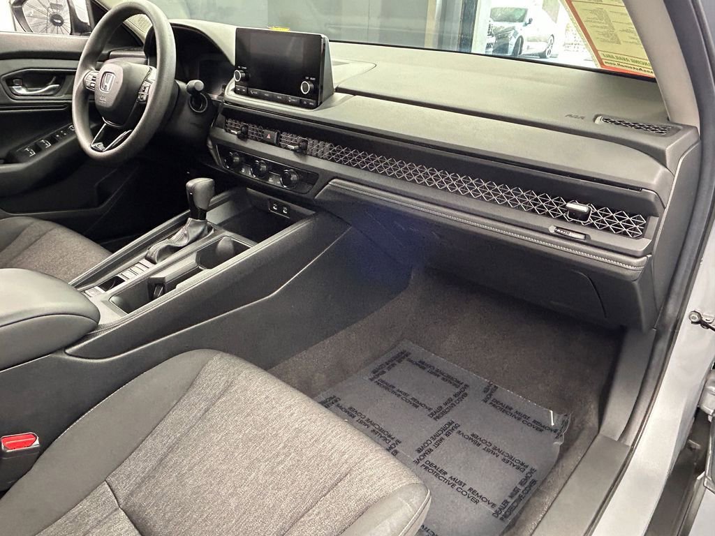 Used 2024 Honda Accord EX image 46