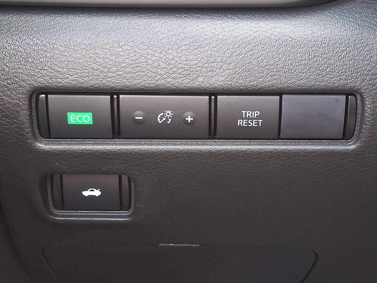 Used 2024 Nissan Sentra S FWD image 24