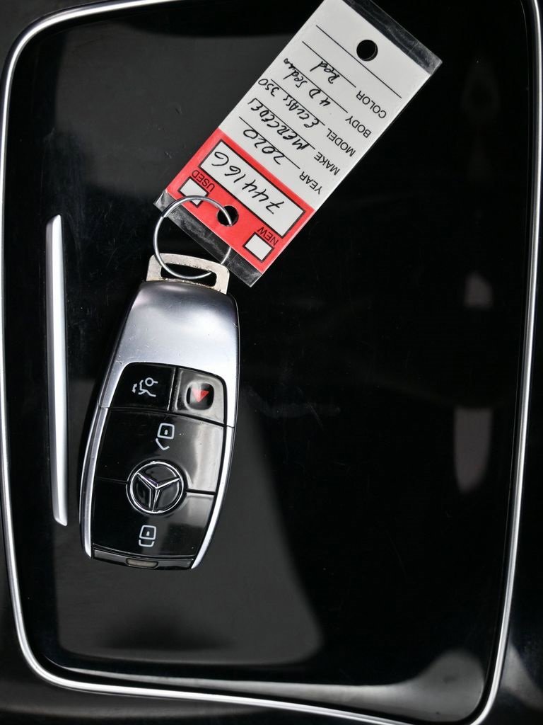 Used 2020 Mercedes-Benz E 350 4MATIC Sedan w/ Premium Package image 33