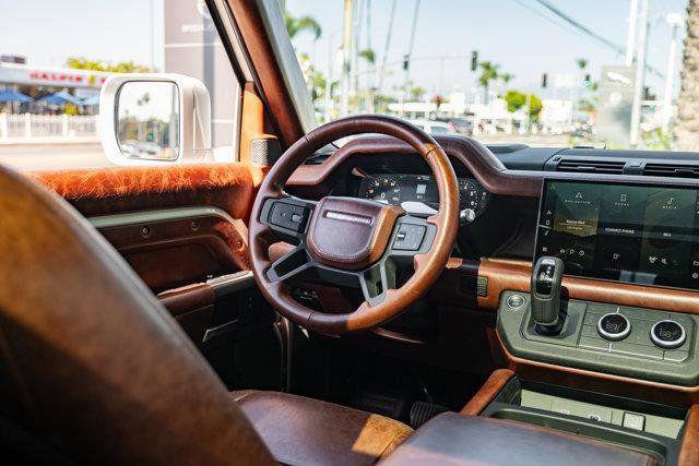 Used 2022 Land Rover Defender 90 X-Dynamic HSE image 25