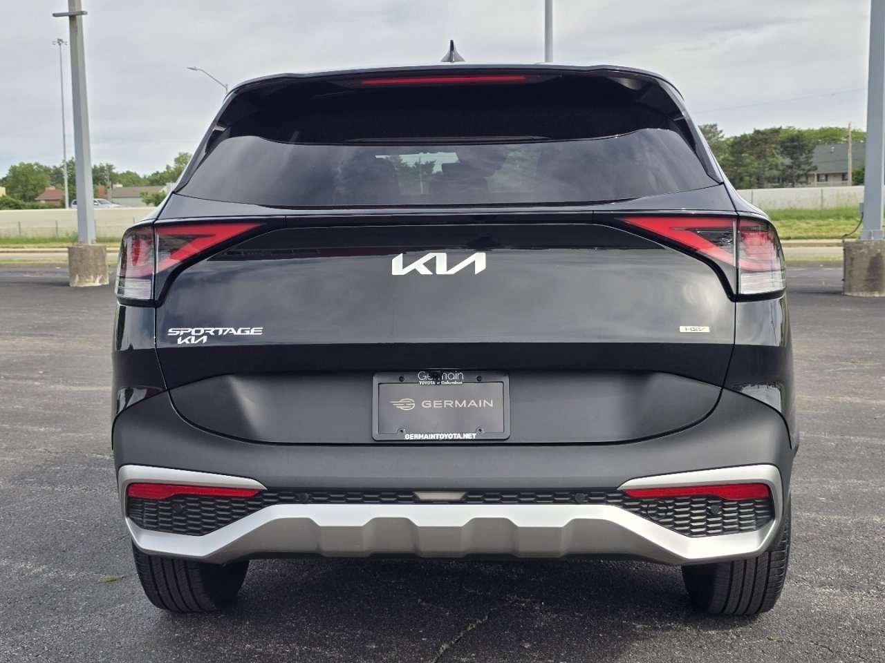 Used 2025 Kia Sportage LX FWD image 14