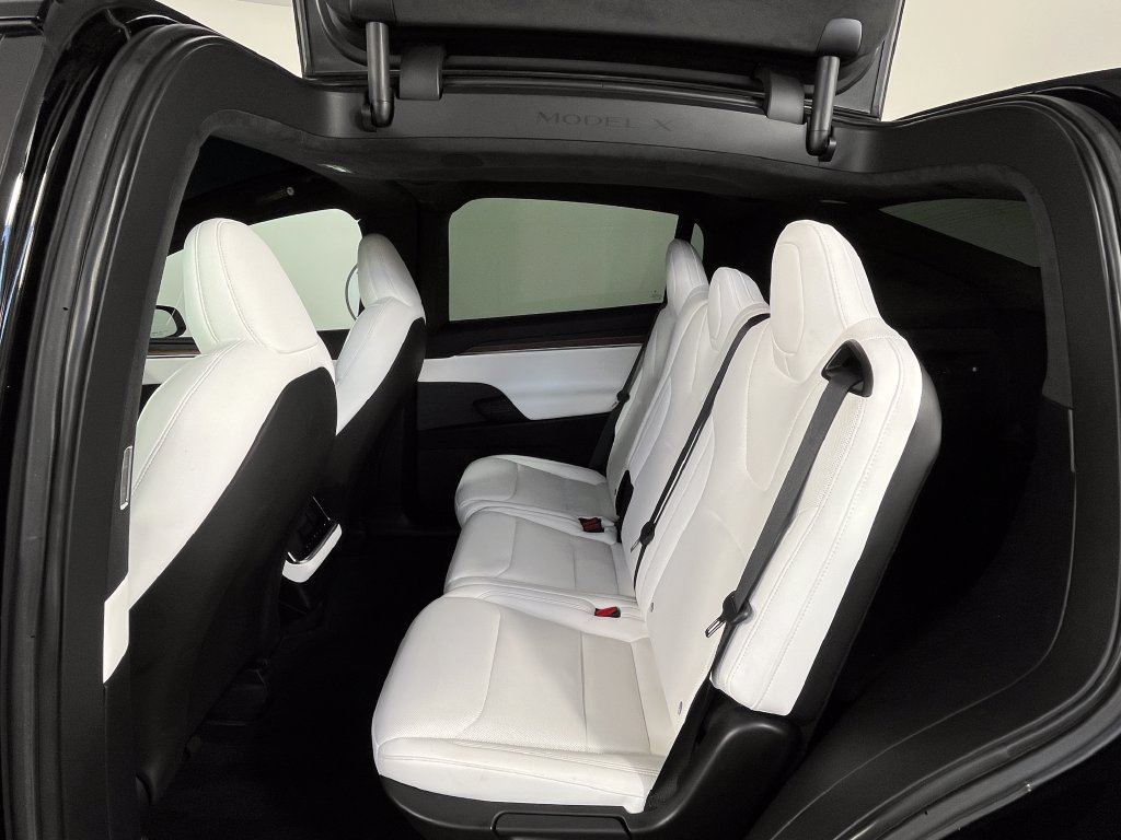 Used 2023 Tesla Model X AWD/4WD image 17