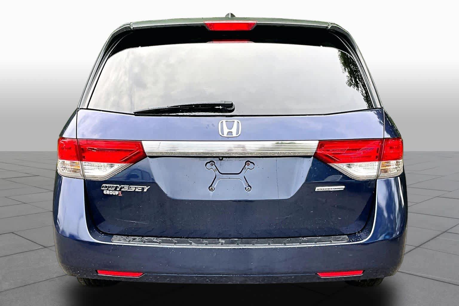 Used 2016 Honda Odyssey SE image 5