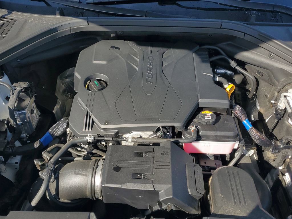 Used 2023 Genesis GV70 2.5T w/ Sport Prestige Package image 11