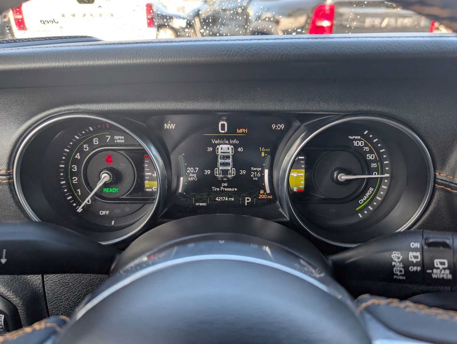 Used 2023 Jeep Wrangler Unlimited Sahara AWD/4WD image 17