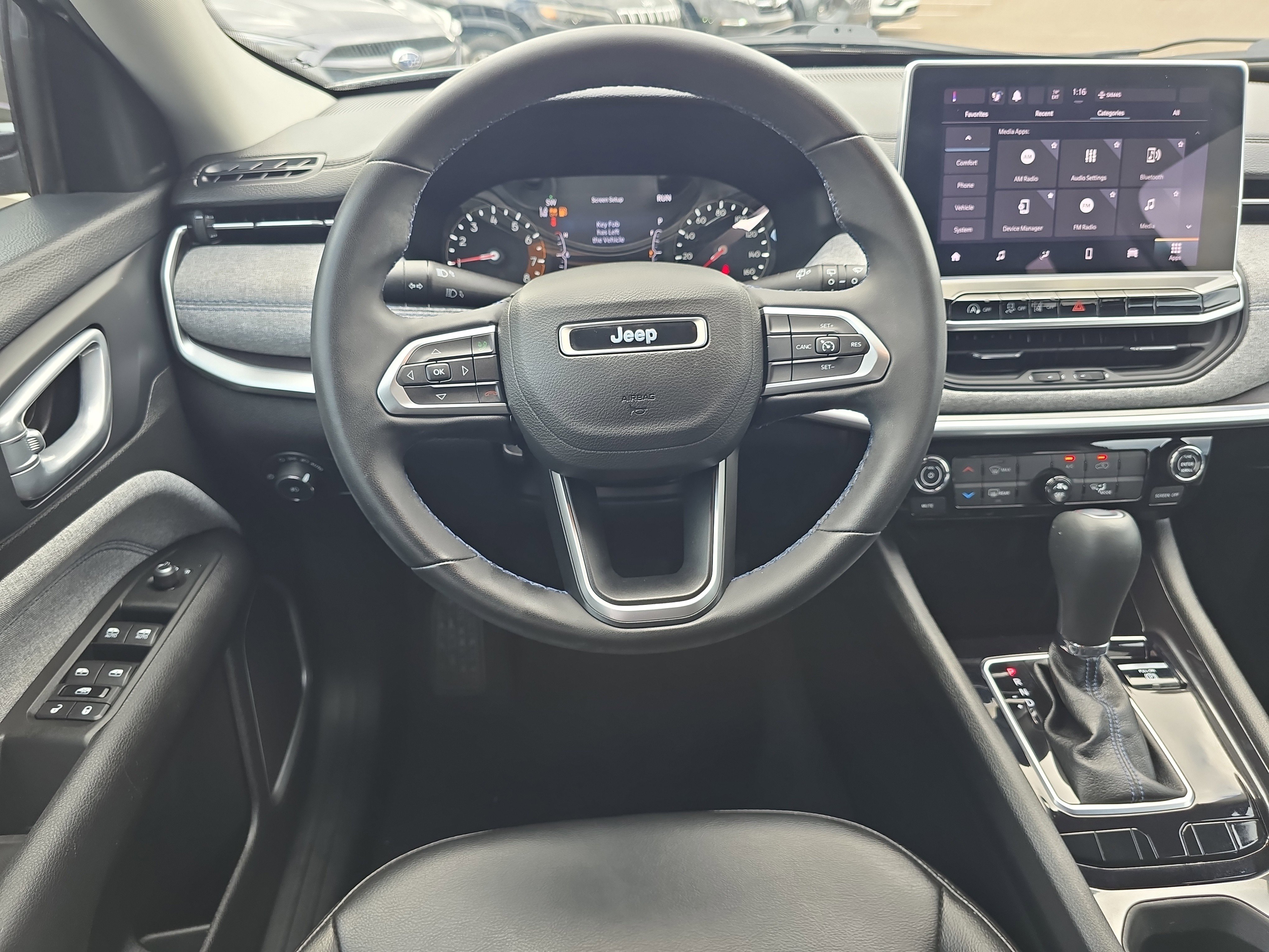 Used 2022 Jeep Compass Latitude image 13